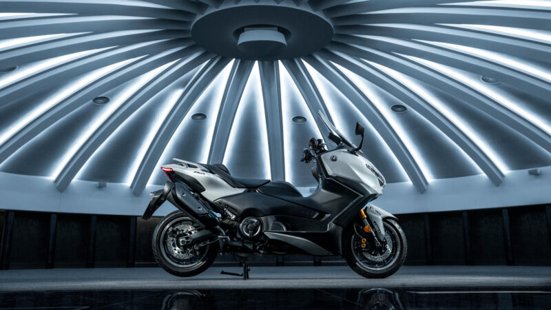 Yamaha TMAX Tech MAX