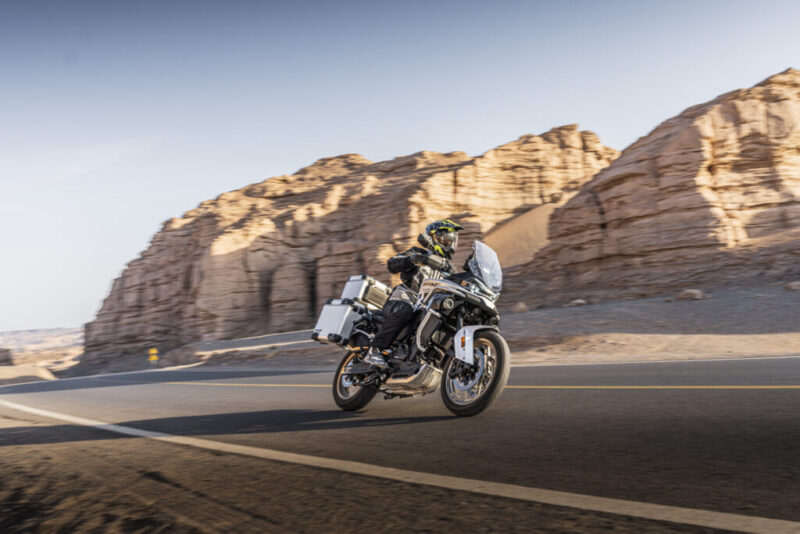 CF Moto 800MT Explore ES